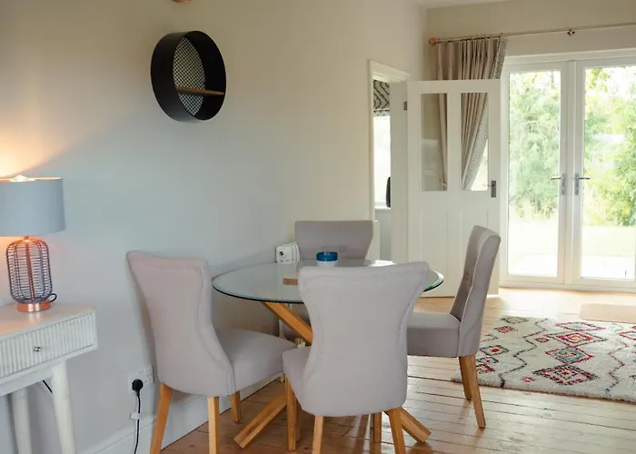 2 Bridge View Holiday home *