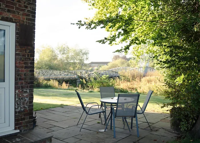 Holiday home 2 Bridge View